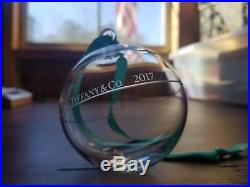 Tiffany & Co 2017 Large Size Etched CRYSTAL CHRISTMAS BALL ORNAMENT NEW IN BOX